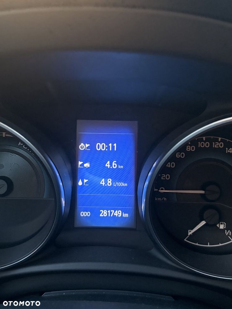 Toyota Auris 1.8 HSD Luna - 20