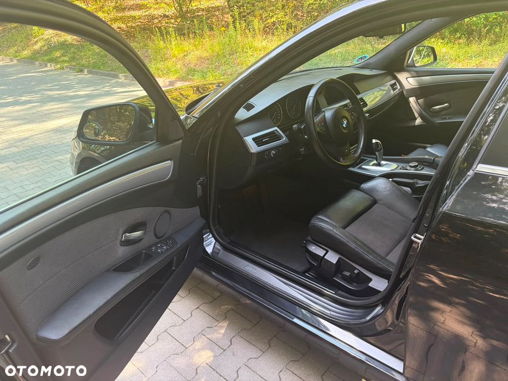 BMW Seria 5 520d Edition Exclusive - 15