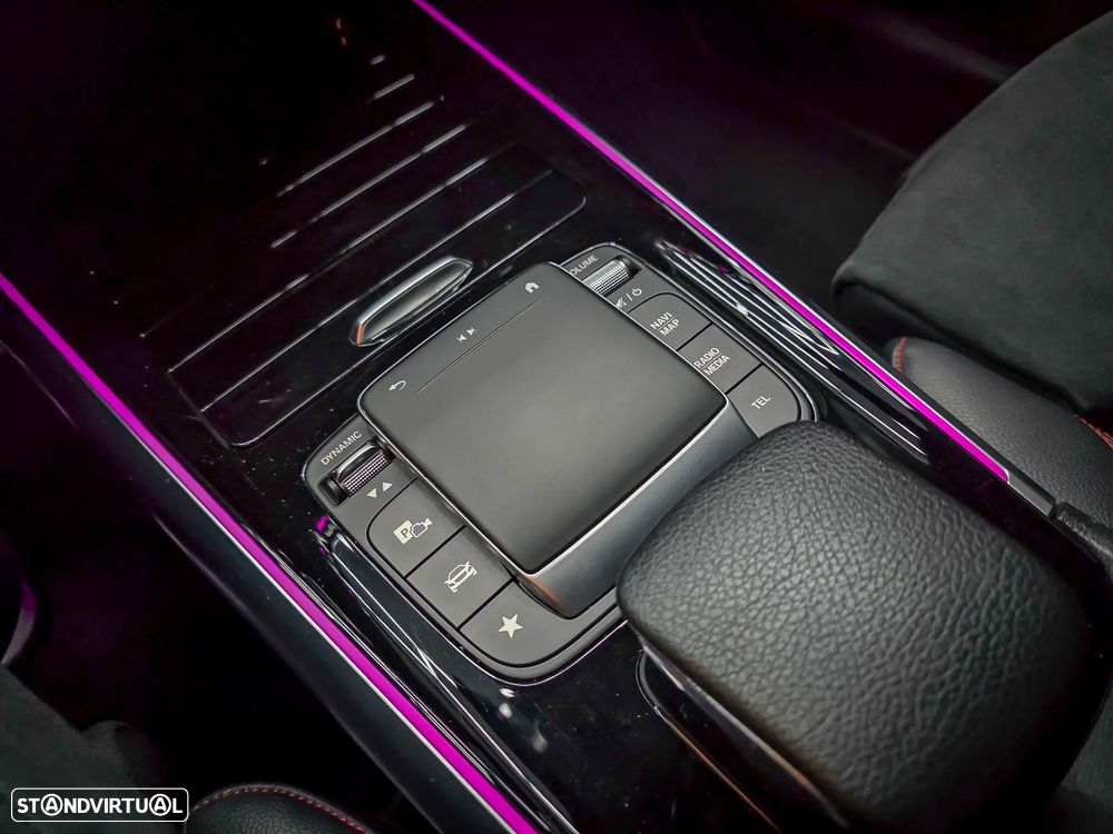 Mercedes-Benz GLA 180 d 8G-DCT Edition AMG Line - 43