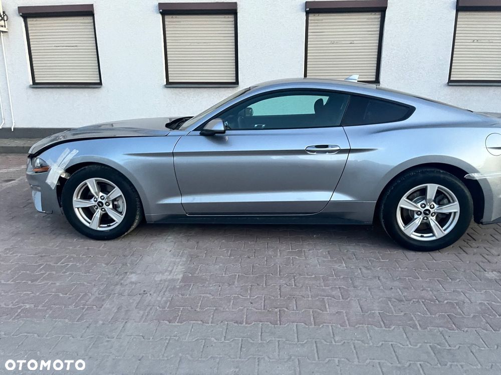 Ford Mustang 2.3 Eco Boost - 7