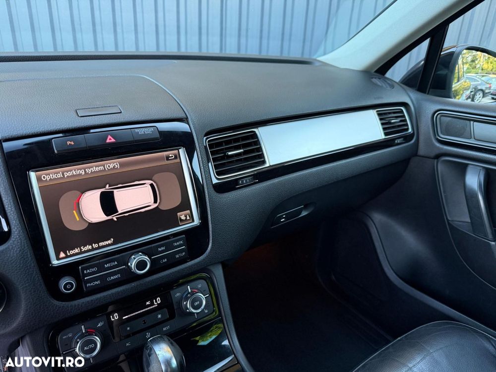 Volkswagen Touareg - 8