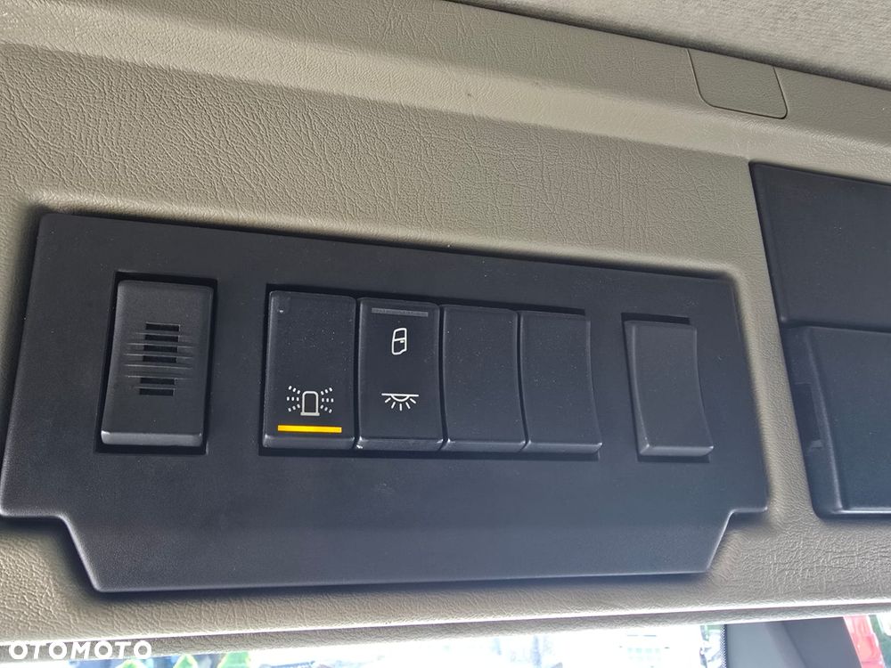 Volvo FM 410 - 33