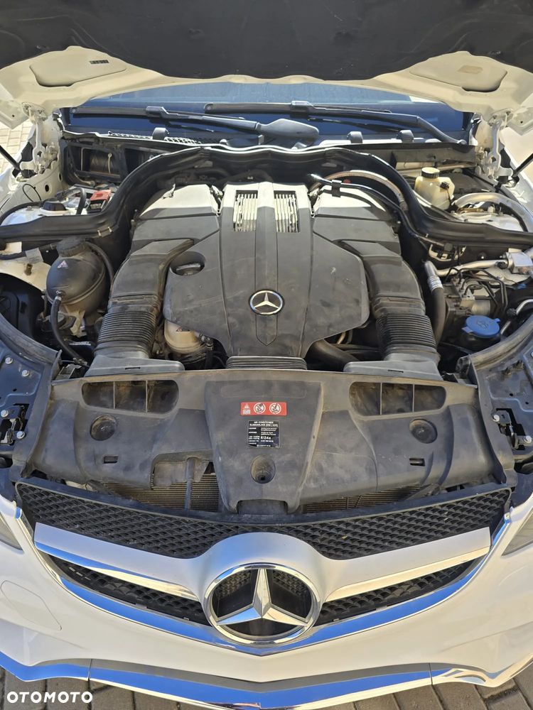 Mercedes-Benz Klasa E 400 4Matic 9G-TRONIC AMG Line - 12