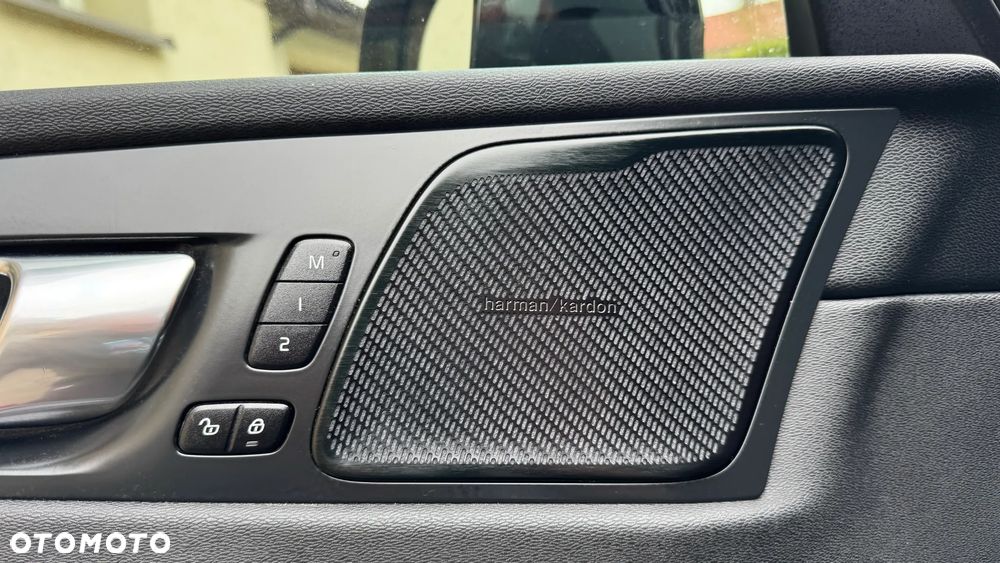 Volvo XC 60 B4 D AWD Geartronic RDesign - 29