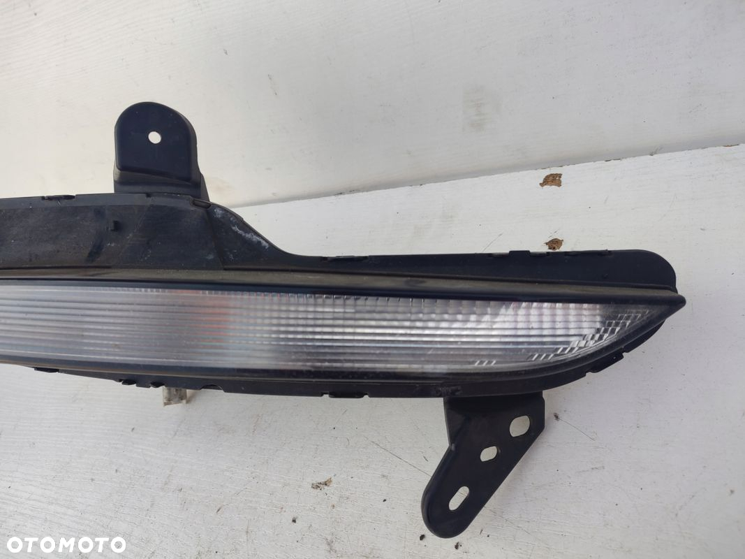 Kierunkowskaz prawy przód RENAULT MEGANE IV ORYGINAŁ EUROPA 261306376R - 2