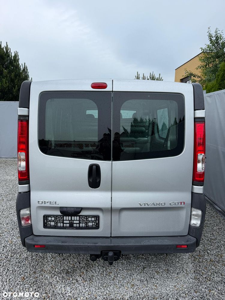 Opel Vivaro - 8