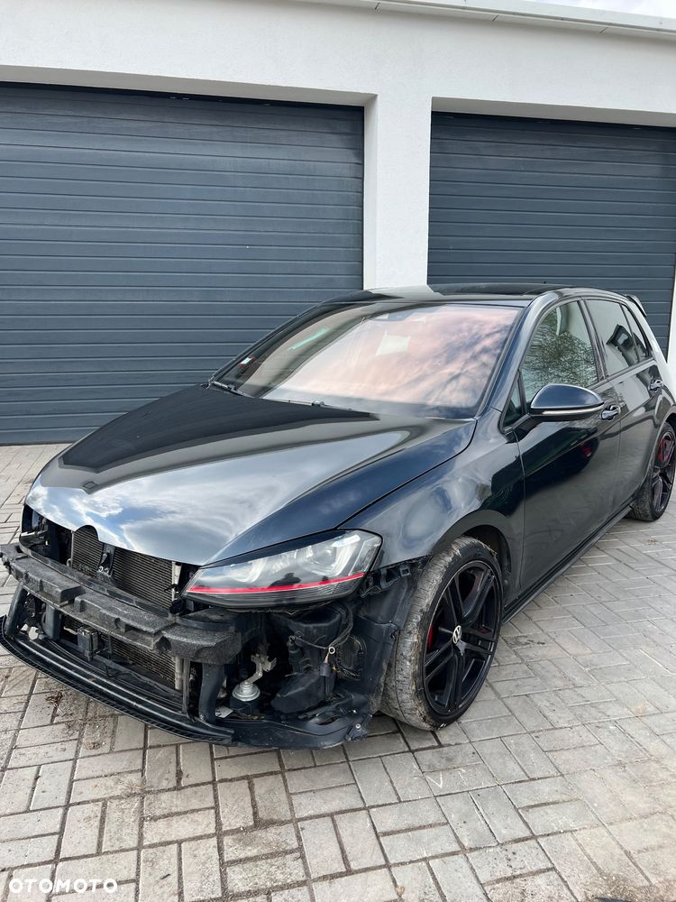 Volkswagen Golf GTI Performance BlueMotion Technology DSG - 8