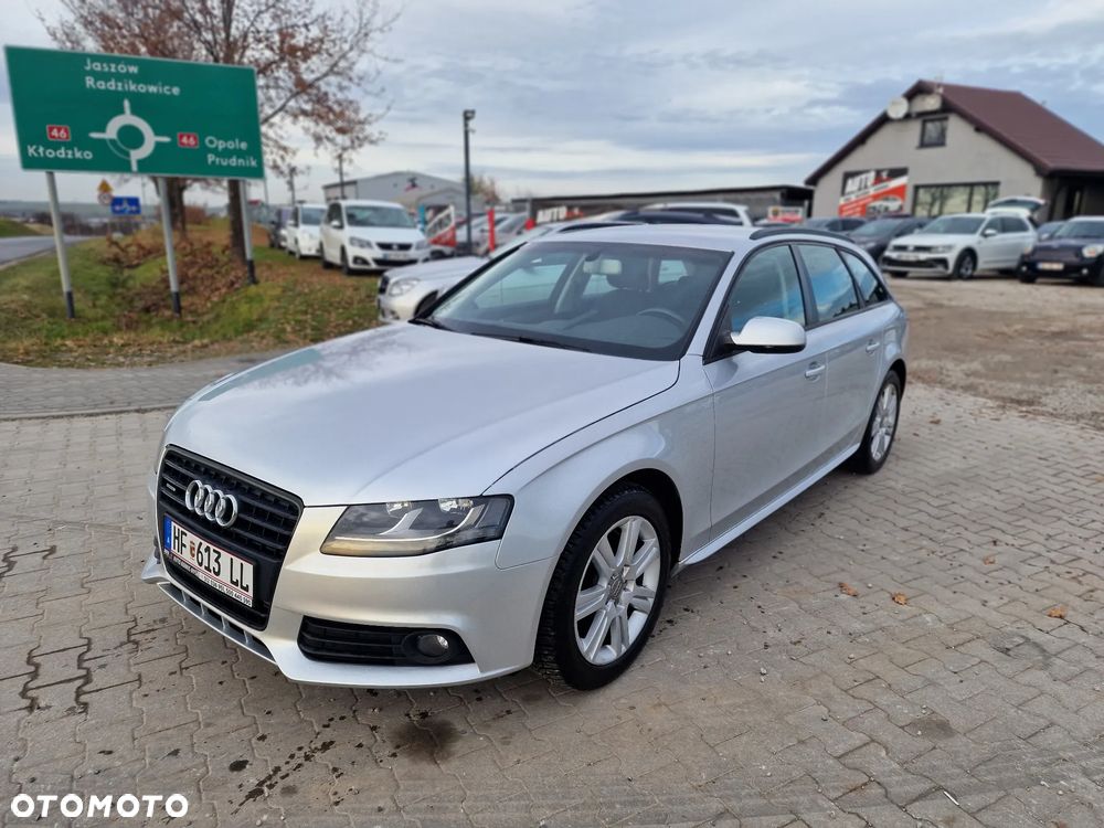 Audi A4 Avant 2.0 TDI DPF quattro Ambition - 2