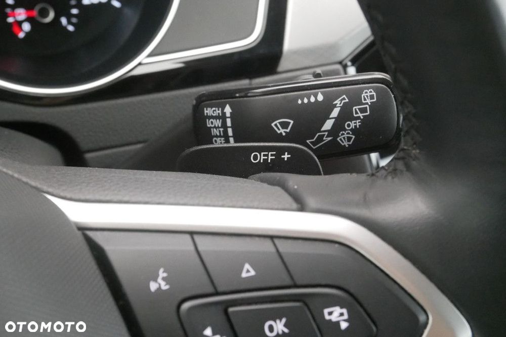 Volkswagen Passat Variant 2.0 TSI Business DSG - 25