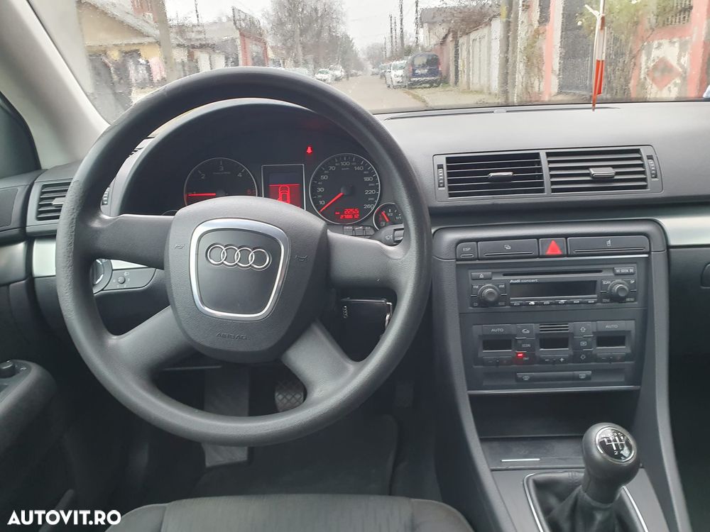 Audi A4 2.0 TDI 115g DPF Attraction - 5