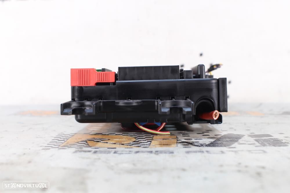 Caixa De Fusíveis Bmw 3 (F30, F80)  61149337880 / 9337880 / 20082014 - 6