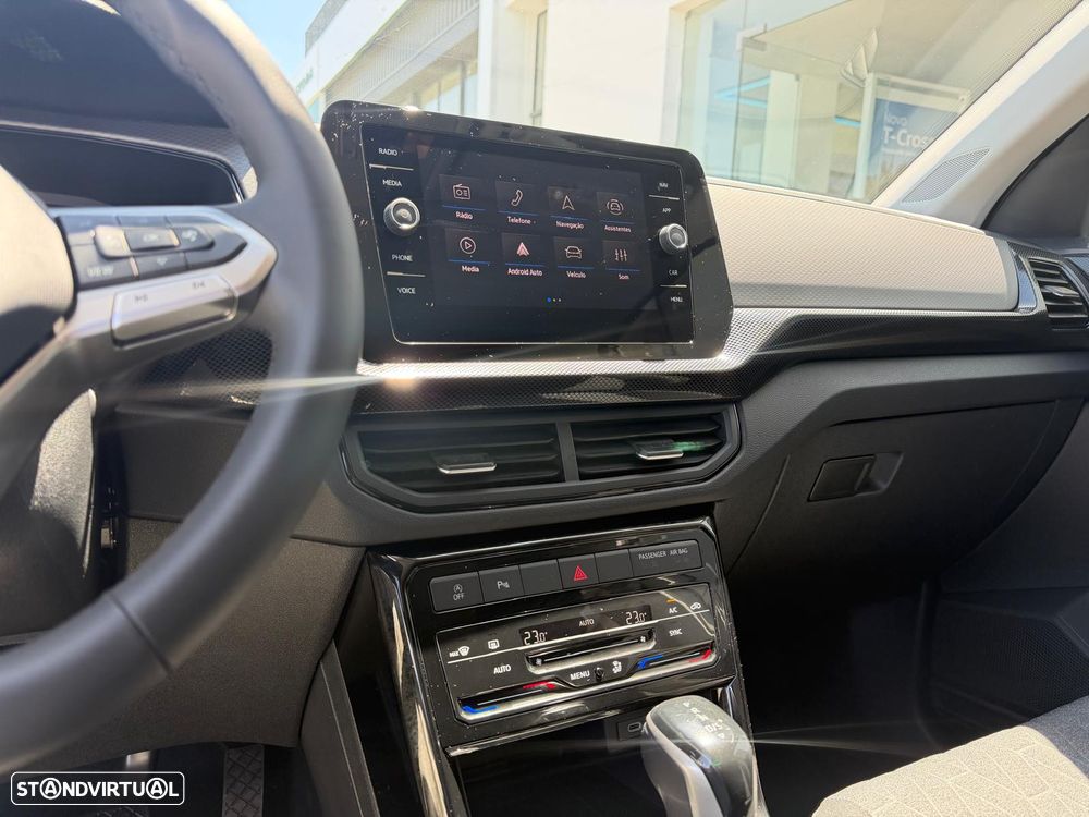 VW T-Cross 1.0 TSI Urban DSG - 12