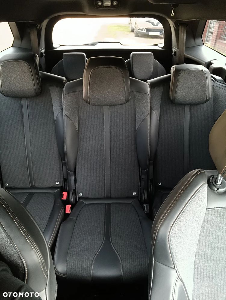 Peugeot 5008 BlueHDI 130 Allure Business-Paket - 35