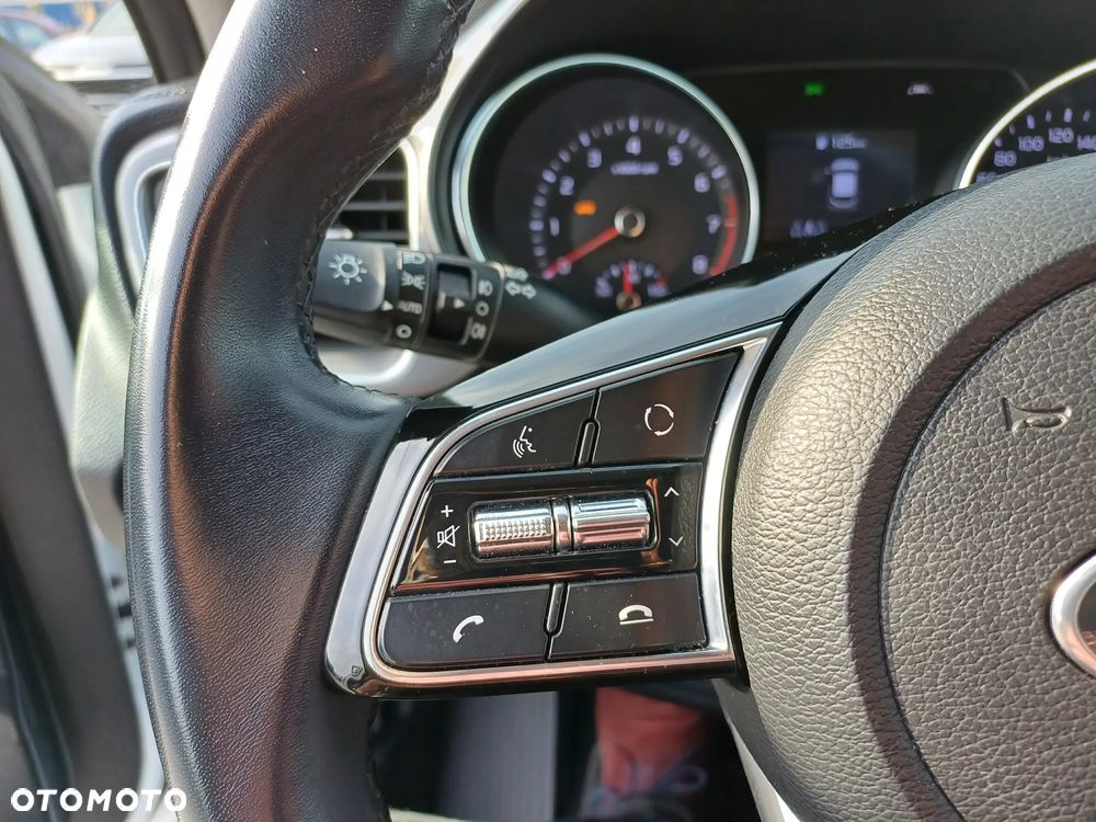 Kia XCeed - 20