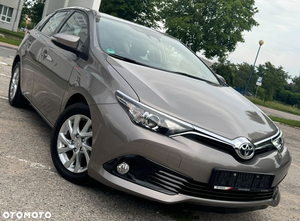 Toyota Auris 1.2 Turbo Edition-S - 1