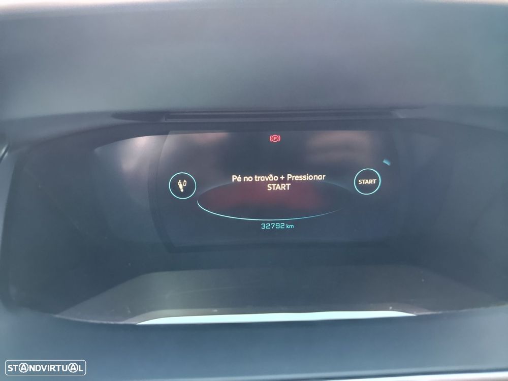 Peugeot e-208 50 kWh GT - 13