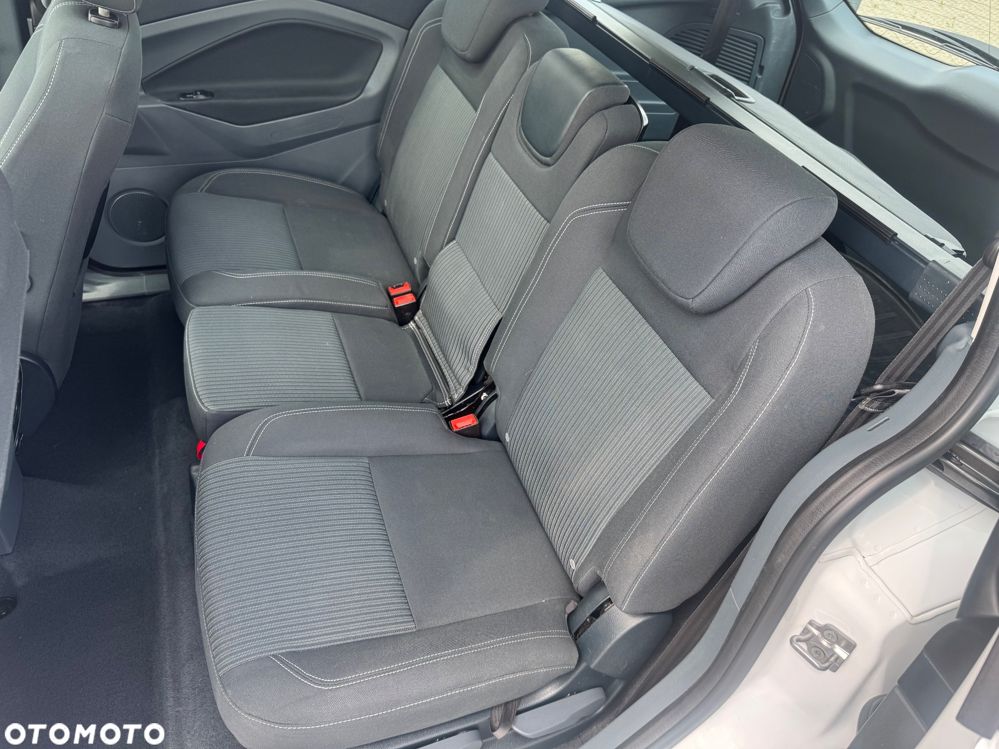Ford Grand C-MAX 2.0 TDCi SYNC Edition - 18