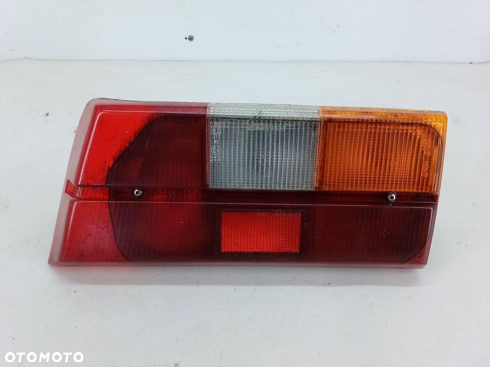 LAMPA TYLNA PRAWA TALBOT SAMBA KABRIOLET - 1