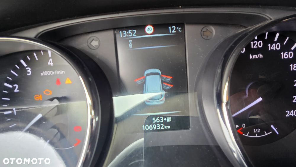 Nissan Qashqai 1.2 DIG-T N-Connecta EU6 - 20