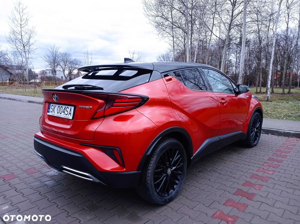 Toyota C-Hr 2019 photo 2