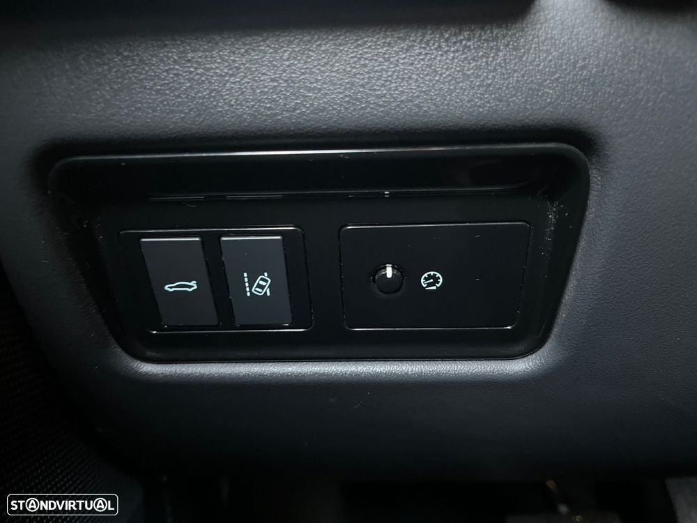 Jaguar XE 2.0 D R-Sport Aut. - 23