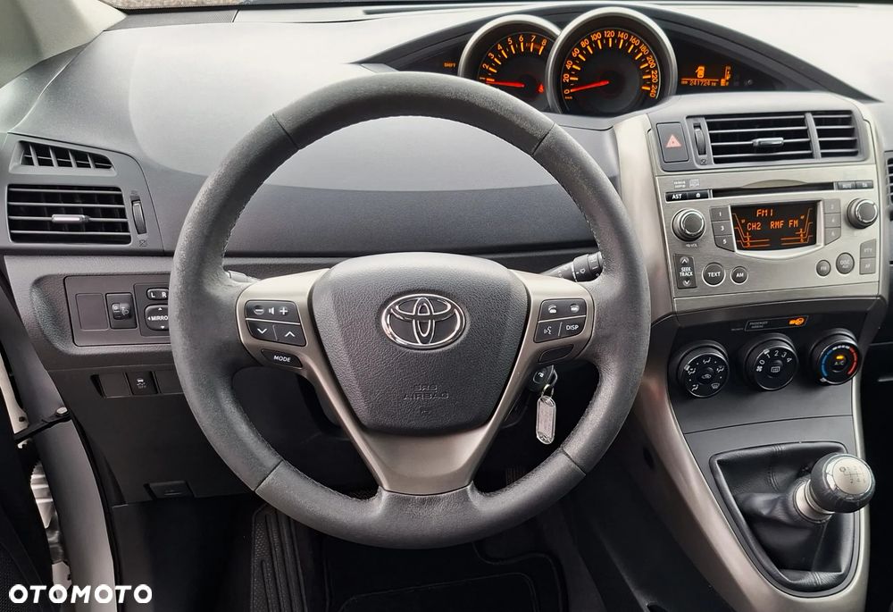 Toyota Verso 1.6 Life - 6