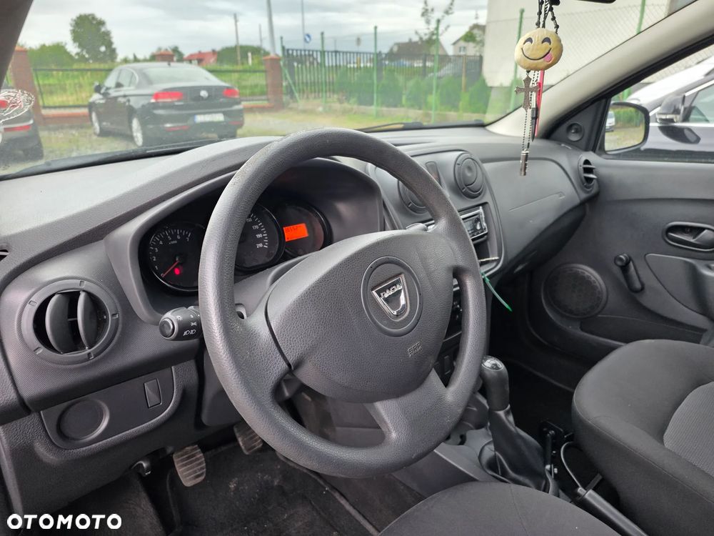 Dacia Logan 1.2 16V 75 Laureate - 21