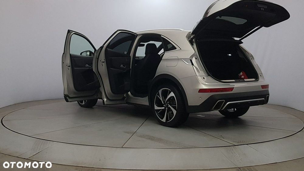 DS Automobiles DS 7 Crossback - 11