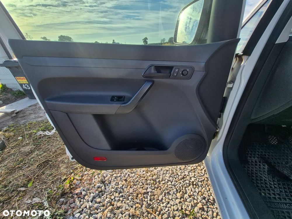 Volkswagen Caddy - 8