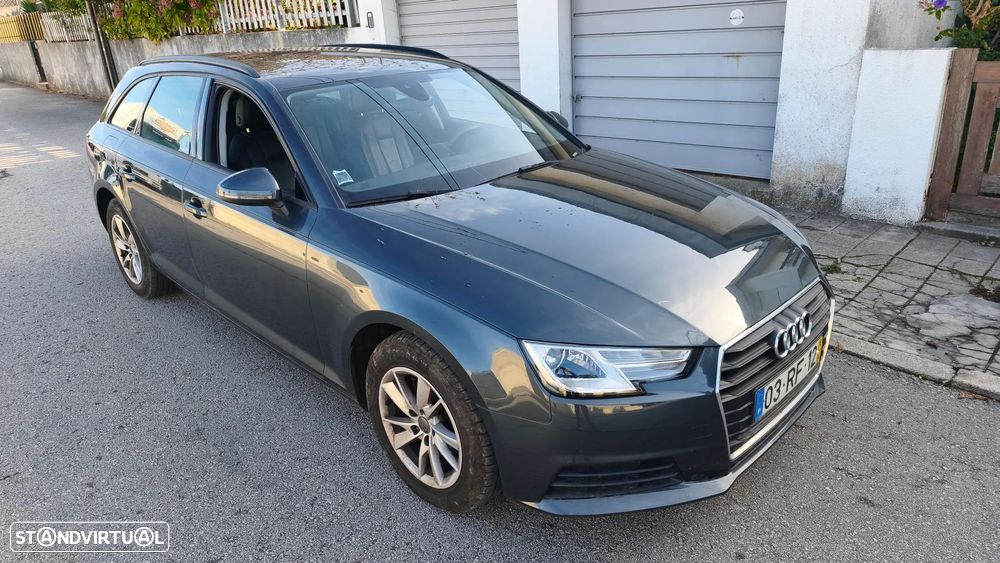 Audi A4 Avant 2.0 TDi Design - 13