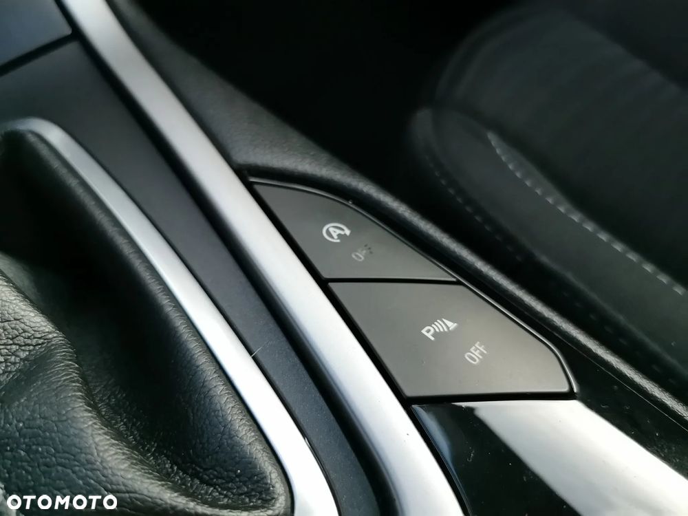 Ford S-Max 2.0 TDCi 4WD Titanium PowerShift - 21