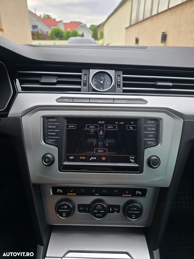 Volkswagen Passat 2.0 TDI DSG Comfortline - 25