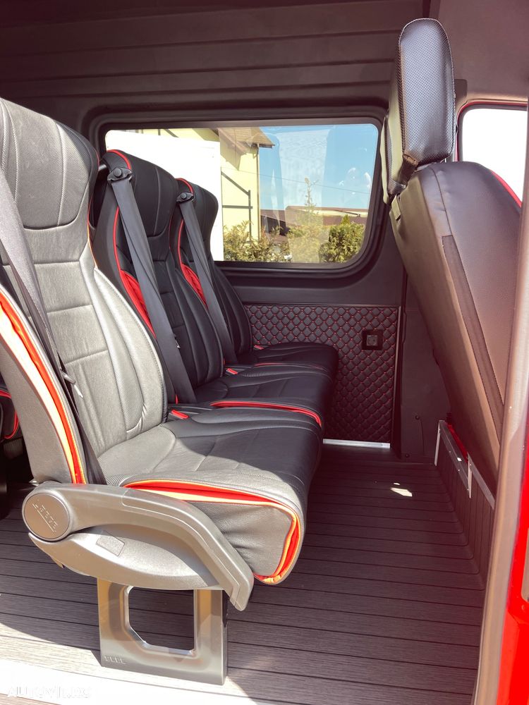 Mercedes-Benz Sprinter - 20