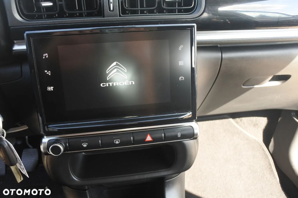 Citroën C3 Pure Tech 82 SHINE - 20