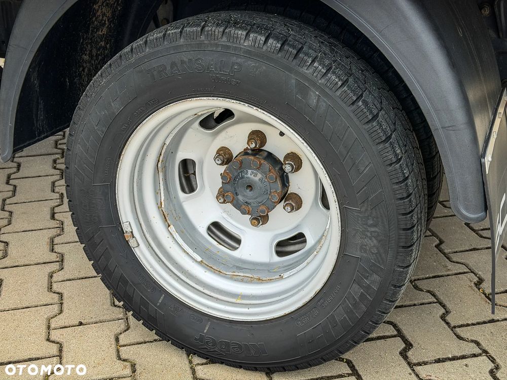 Iveco DAILY 35C16H KONTENER - 16
