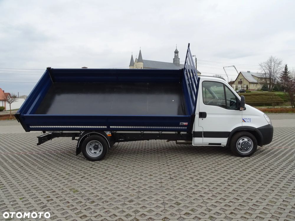 Iveco DAILY - 13