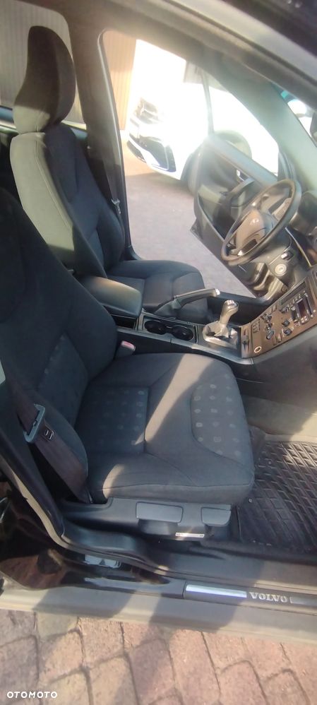 Volvo V70 D5 Comfort - 20
