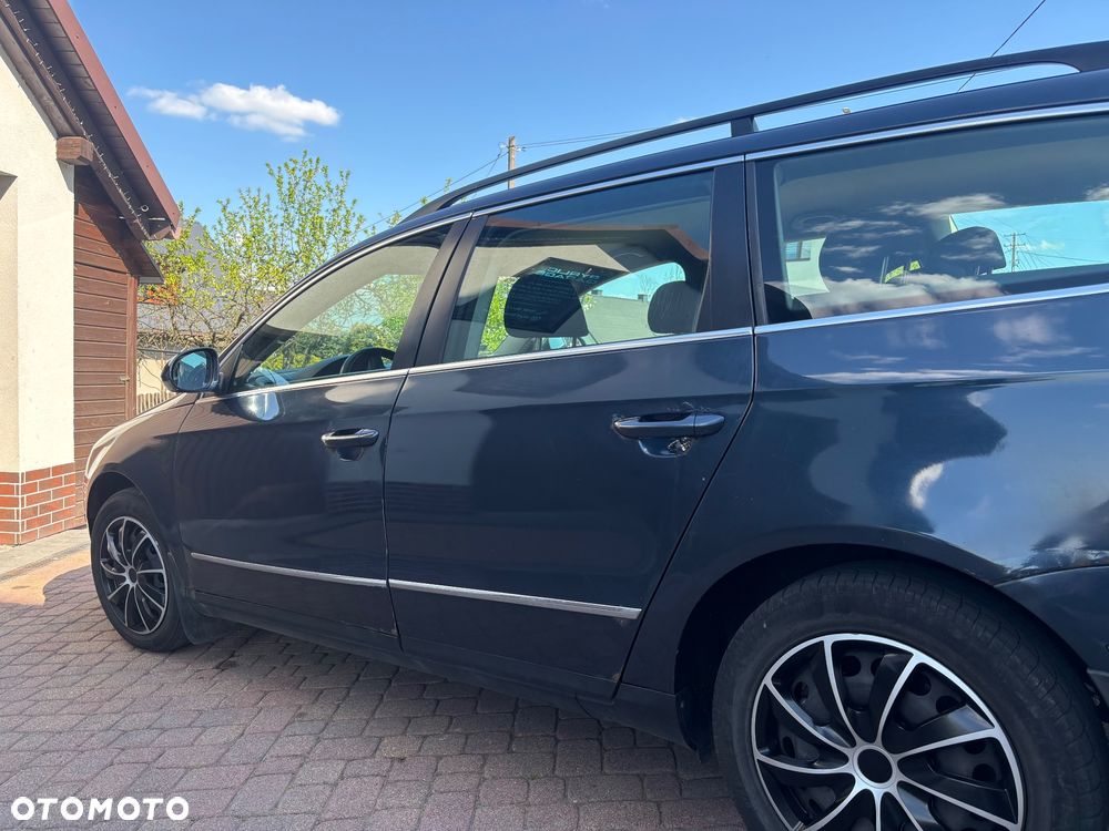 Volkswagen Passat 1.9 TDI Comfortline - 5