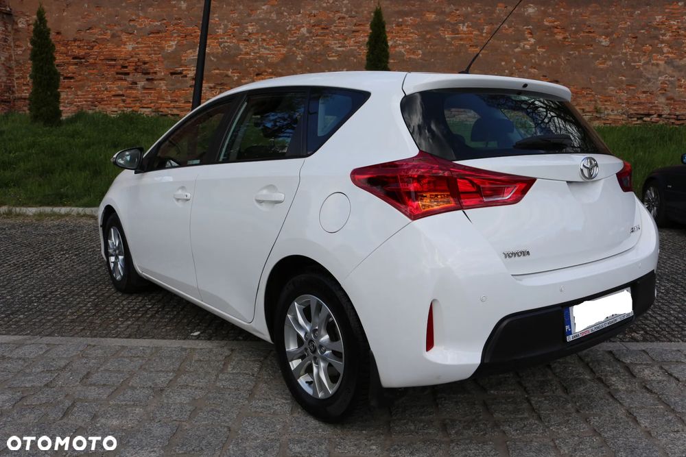 Toyota Auris 1.4 D-4D Active - 7