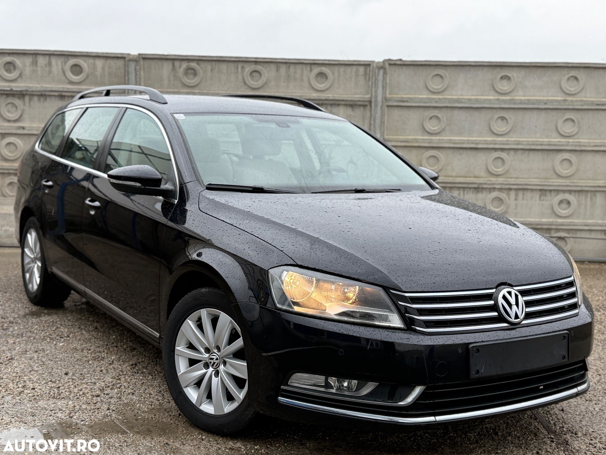 Volkswagen Passat Variant 2.0 TDI 4Motion BlueMotion Technology Business Edition - 1
