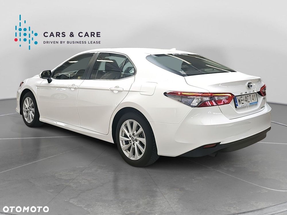 Toyota Camry 2.5 Hybrid Comfort CVT - 26