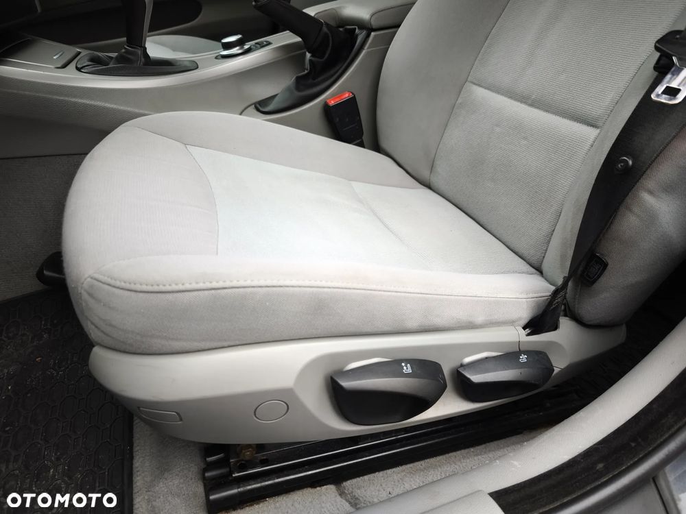 BMW Seria 3 320d - 14