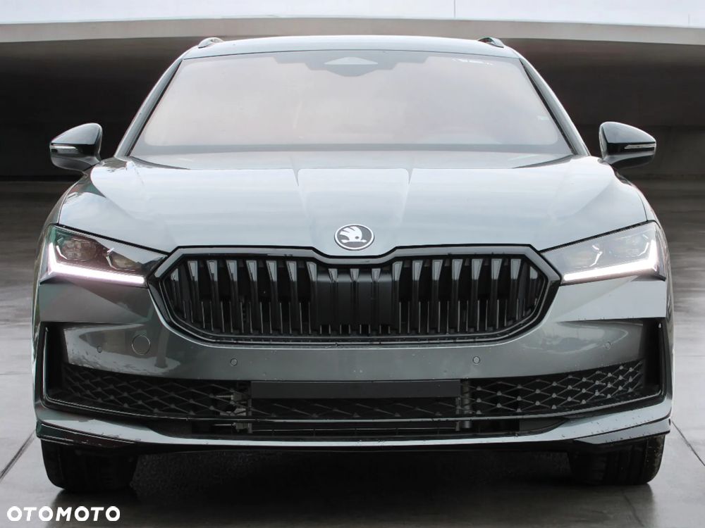 Skoda Superb 2.0 TSI Sportline DSG - 3