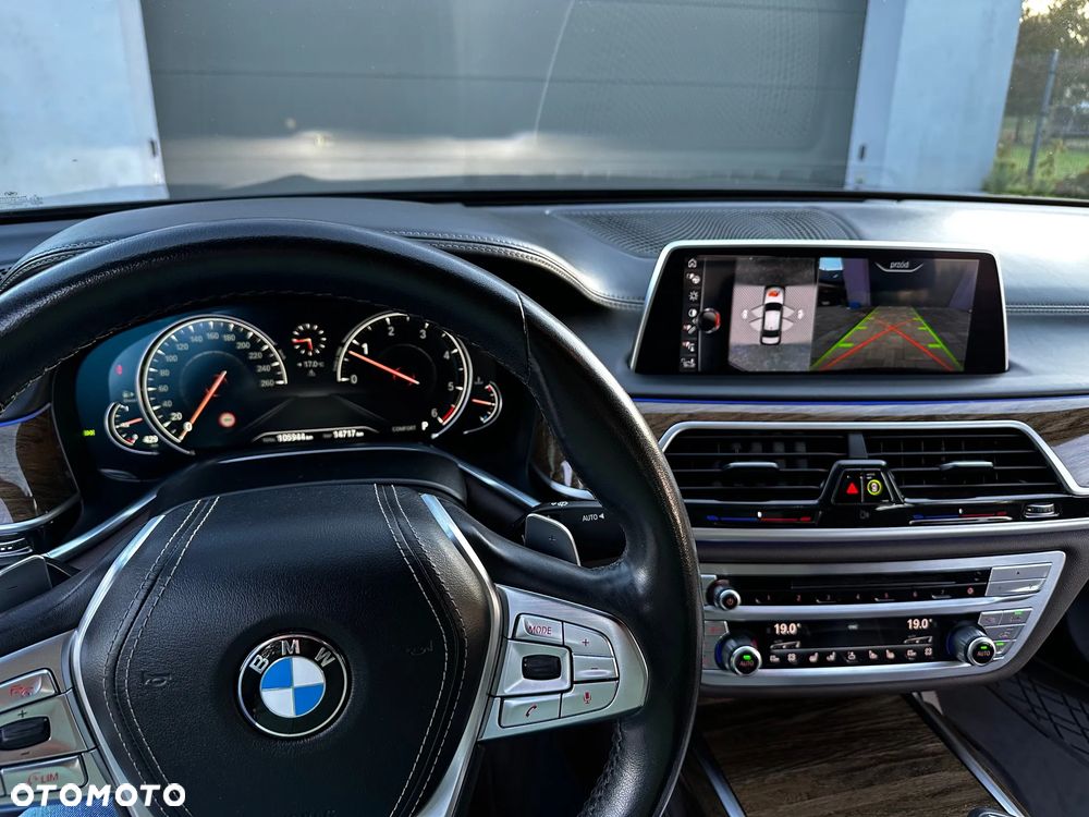 BMW Seria 7 740d xDrive - 16