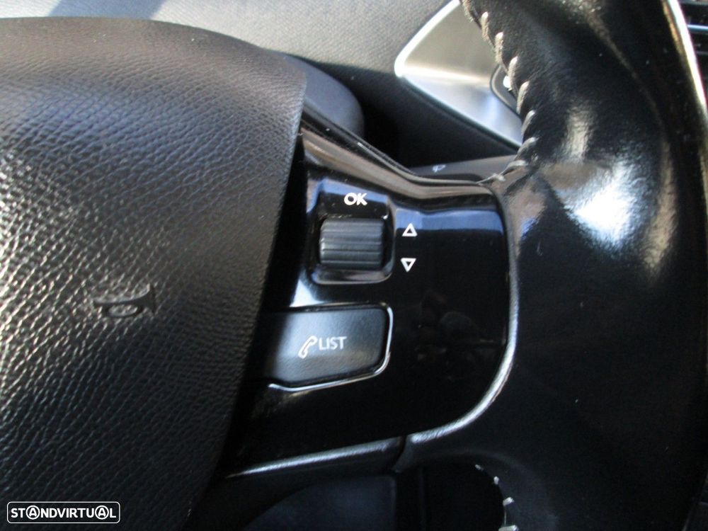 Peugeot 308 1.2 PureTech Active - 15