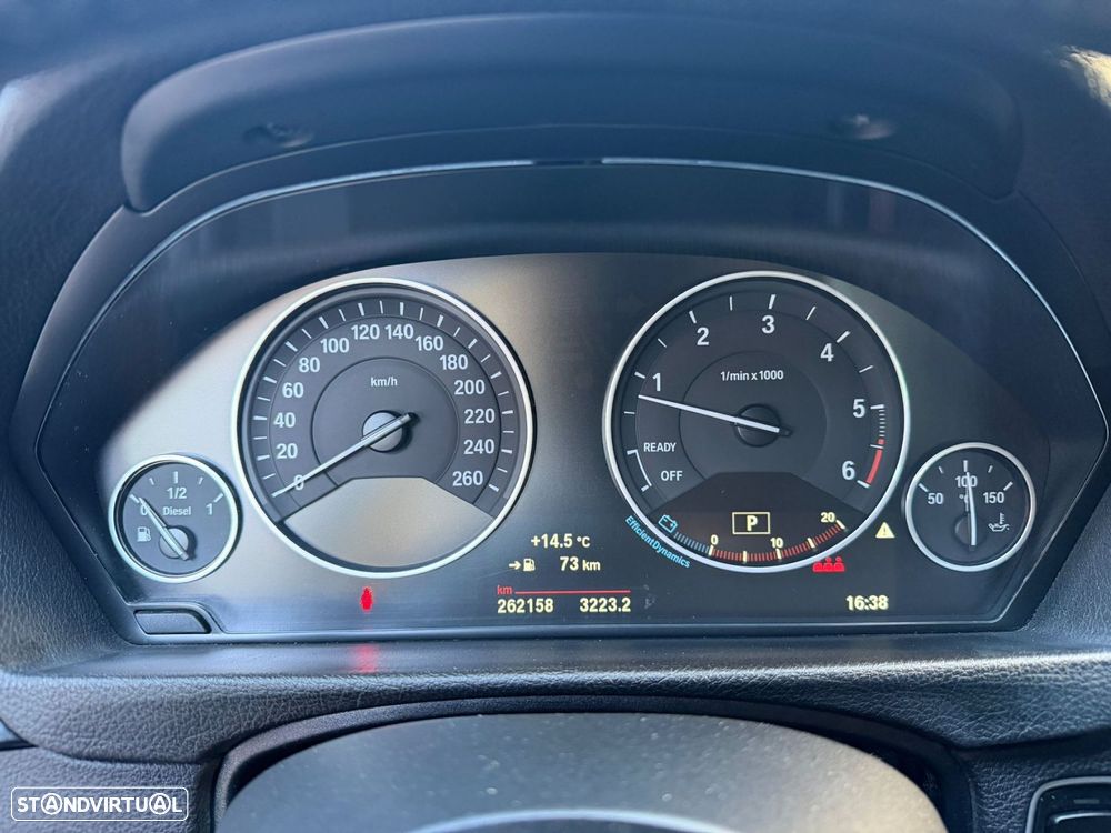 BMW 320 d Aut. Sport Line - 26