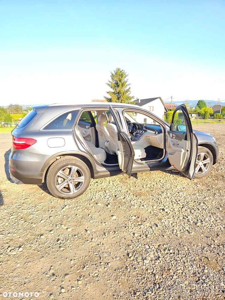 Mercedes-Benz GLC 300 4Matic 9G-TRONIC - 7