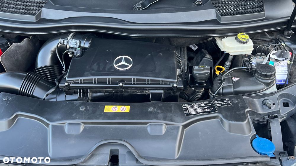 Mercedes-Benz Klasa V 220 CDI lang 7G-TRONIC Avantgarde Edition - 26