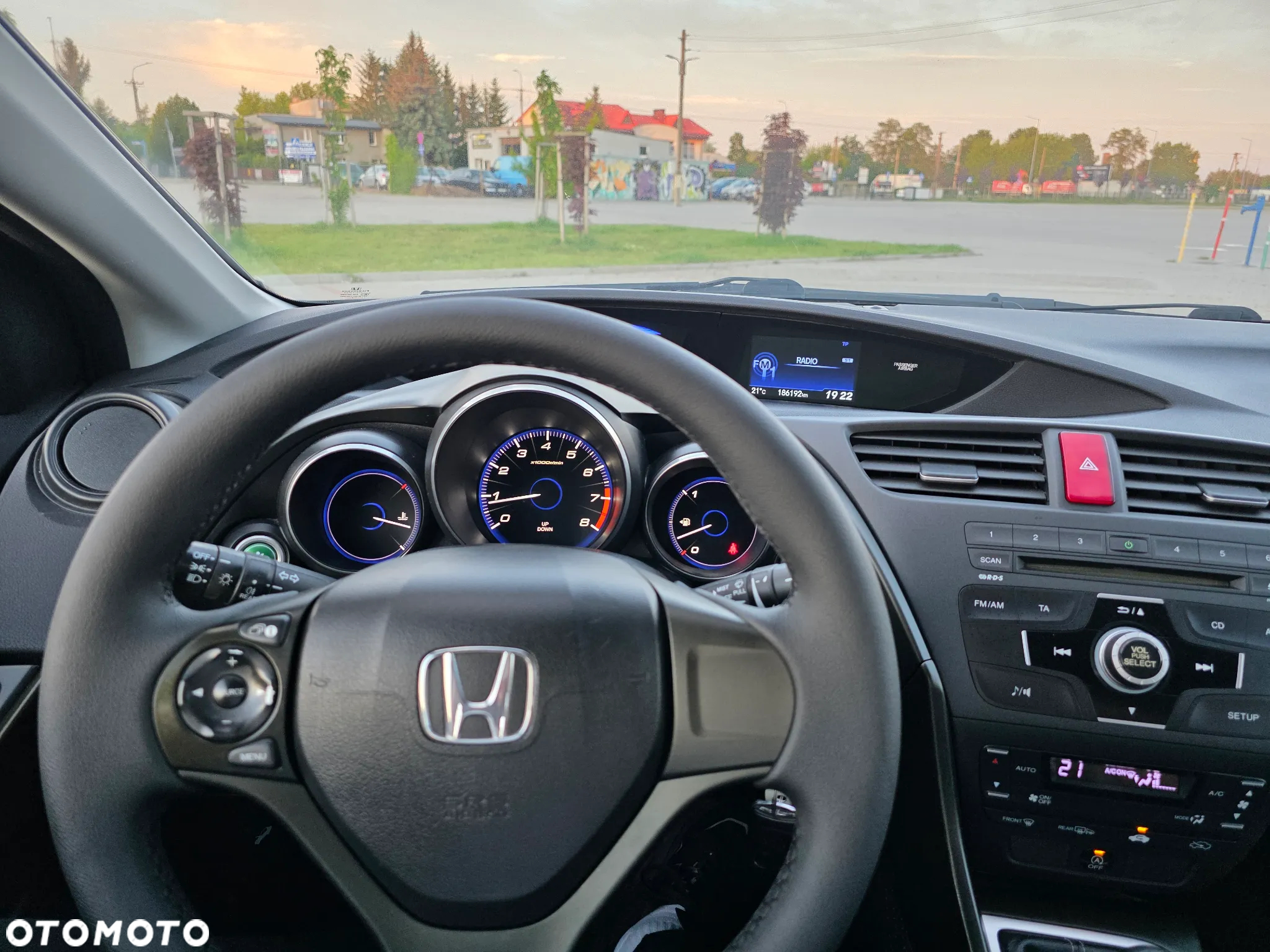 Honda Civic 1.8 Comfort - 31