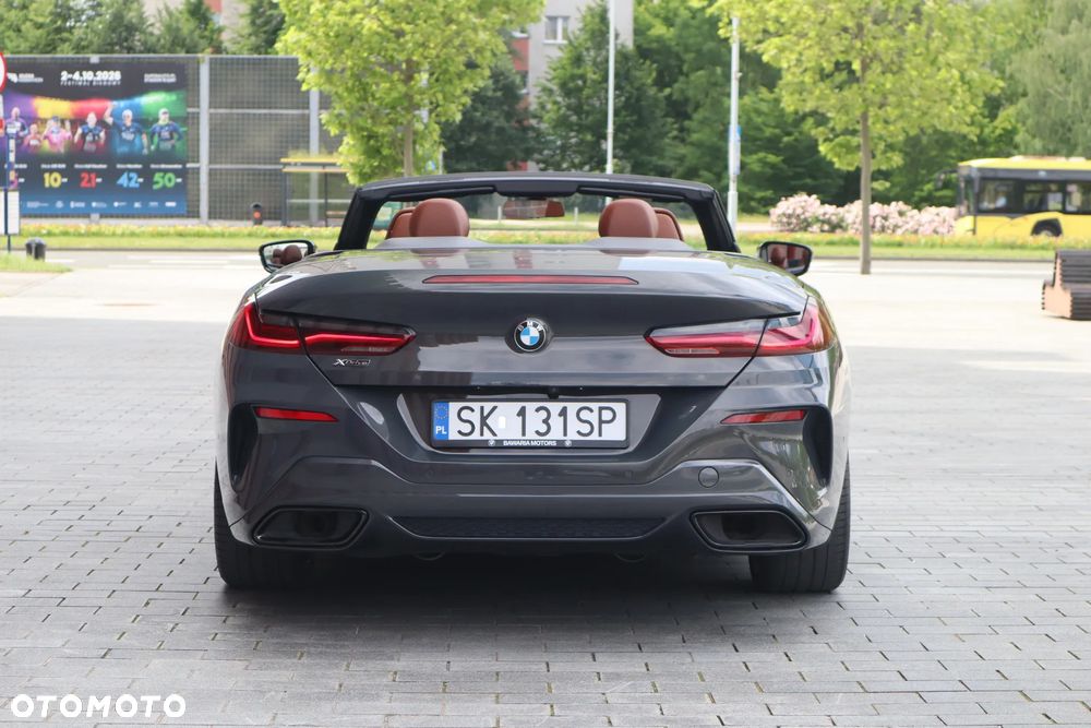BMW Seria 8 840i - 11